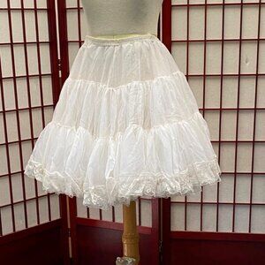 Vintage Malco Modes Square Dance Petticoat white with lace hem and storage bag